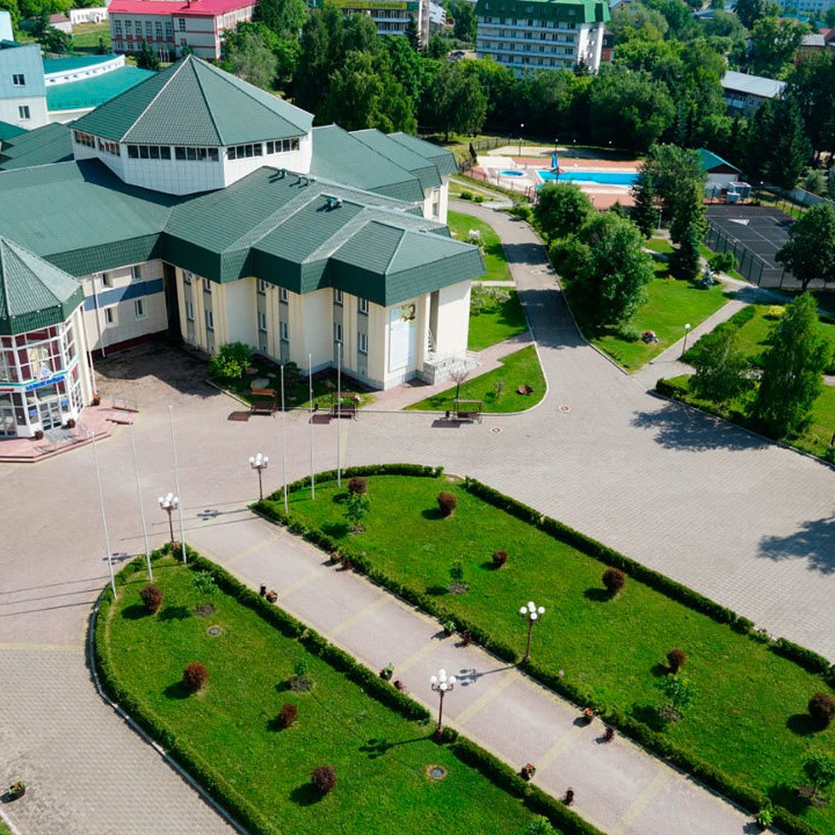 Белокуриха на «низком старте»: как в городе-курорте готовятся к приему  отдыхающих - KP.RU