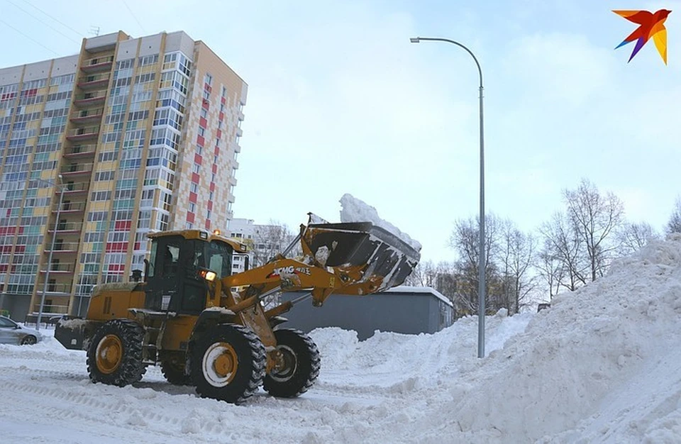 Уборка снега в Воркуте - большая проблема