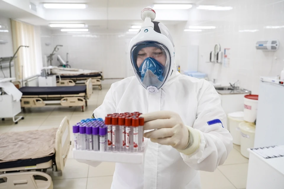 Всего в Самарской области 2833 заболевших новой инфекцией