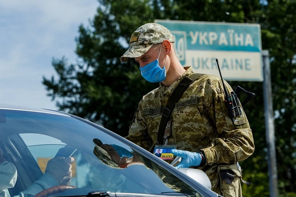 В незалежной решили в одностороннем порядке открыть пропускные пункты в Донбасса. Фото: Фейсбук / Госпогранслужба Украины