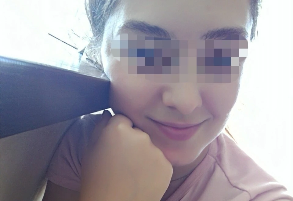 Соседи рассказывают, что 22-летняя девушка держала в страхе всю Михаловку.