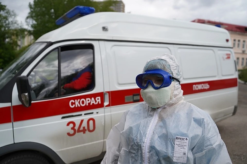 Число инфицированных коронавирусом в России за сутки возросло на 8246 человек