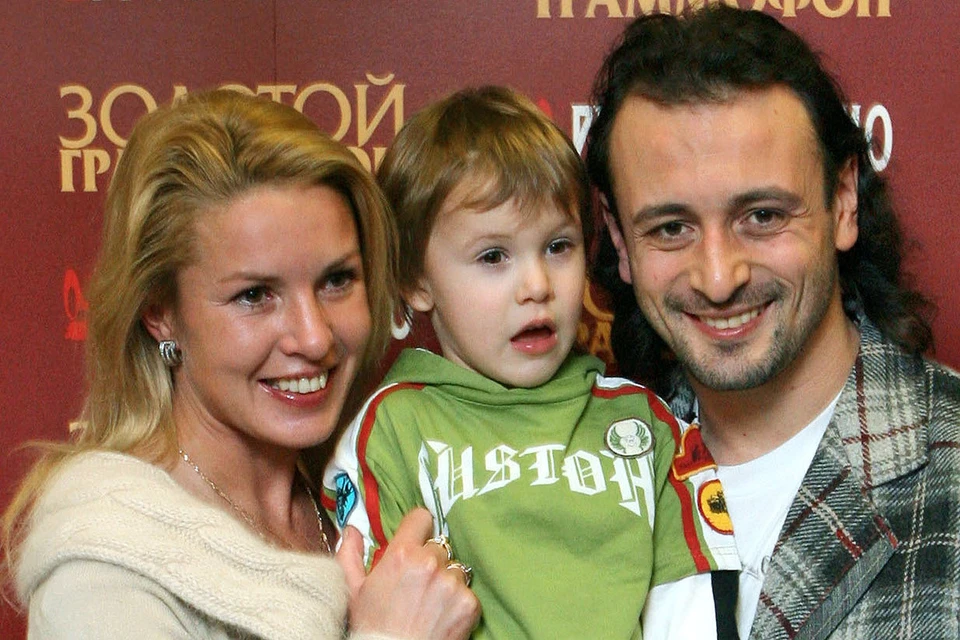 Илья Авербух и Ирина Лобачева с сыном Мартином в Кремле, 2006 год. Фото ИТАР-ТАСС/ Михаил Фомичев