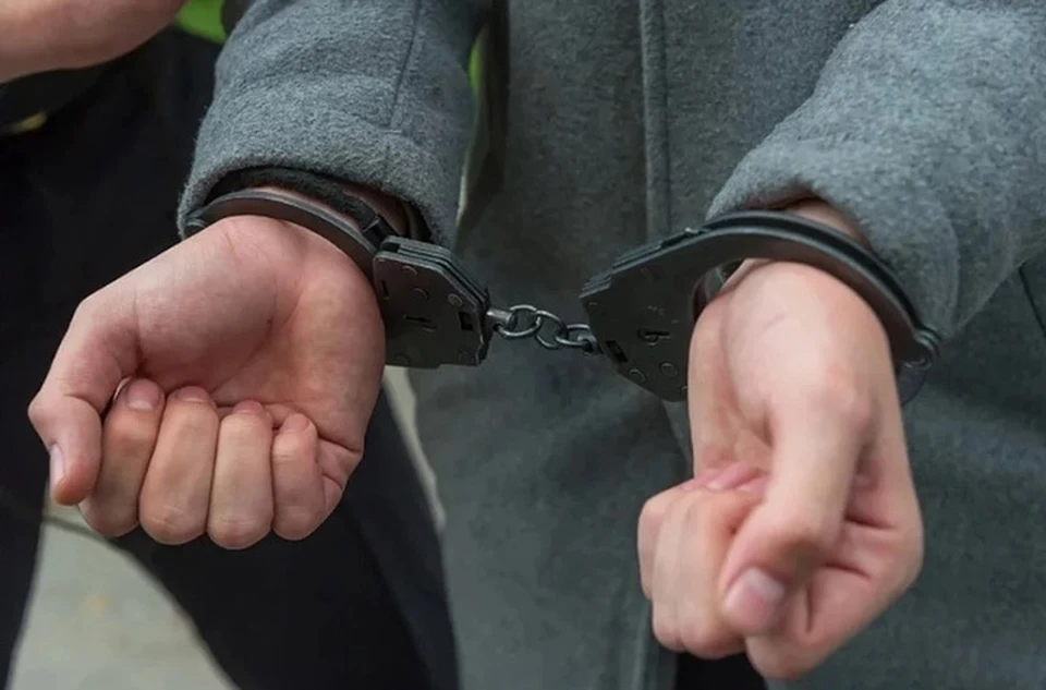 Житель Воскресенского района устроил «воспитательную беседу» жене и детям.