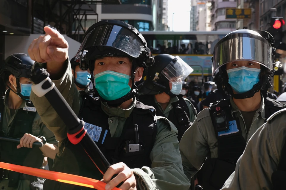 Протесты в Гонконге: полиция задержала 53 человека