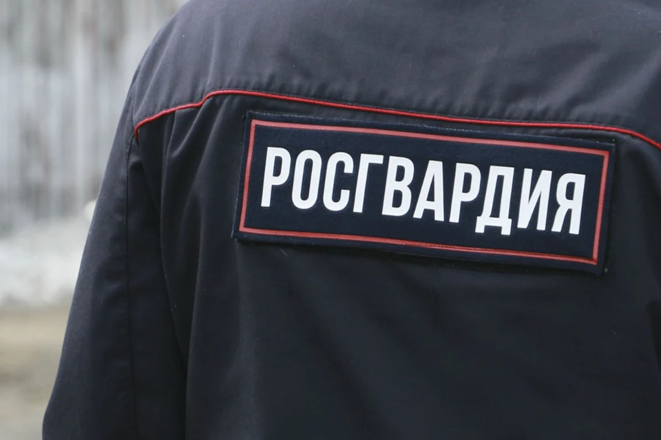 Сотрудники Росгвардии задержали молодого человека.