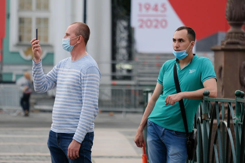 Количество зараженных коронавирусом в Санкт-Петербурге выросло из-за того, что народ расслабился.