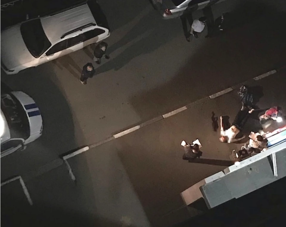 По свидетельствам очевидцев полиция и скорая приехали оперативно.