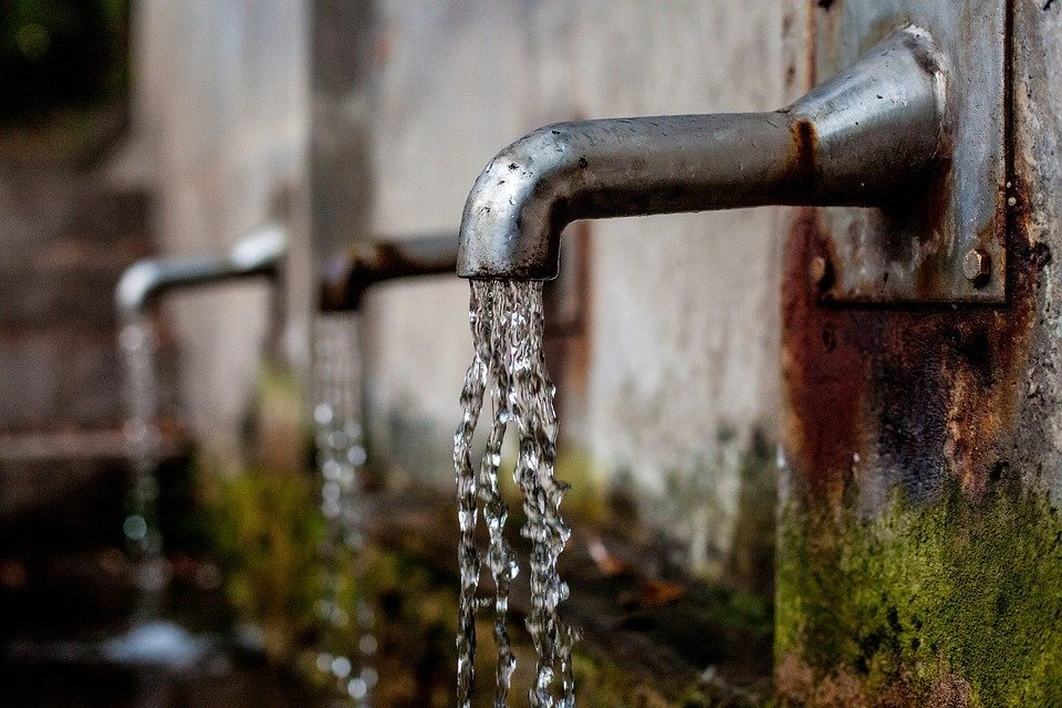 Жители Тюменского района могут воспользоваться «водной амнистией» до 31 июня. Фото - pixabay.com.
