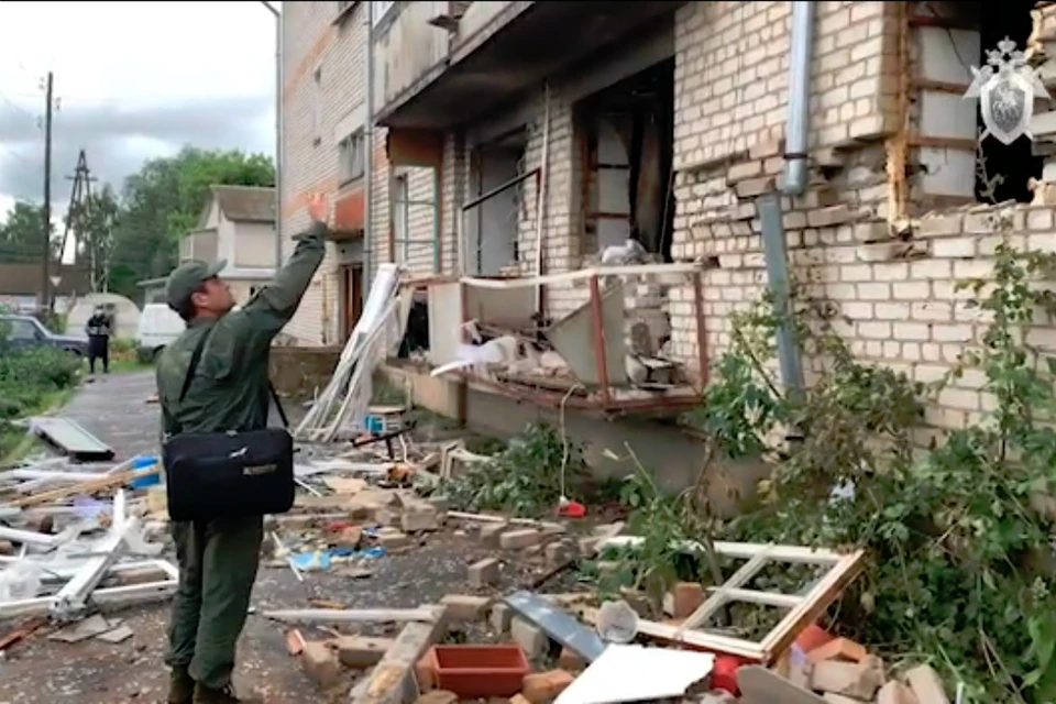 От взрыва пострадало трое человек, один из них погиб. Фото: скриншот с видео kirov.sledcom.ru