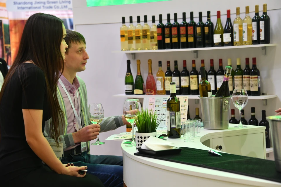 Магазины не смогут отказаться от продажи российского вина