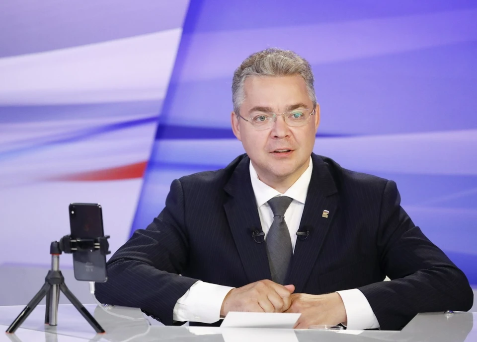 Губернатор Владимир Владимиров на «Прямой линии». Фото: пресс-служба губернатора Ставропольского края