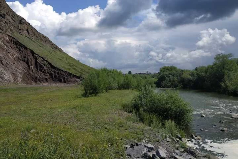 Золотодобытчиков оштрафовали за загрязнение реки. Фото: Андрей панов/ Instagram