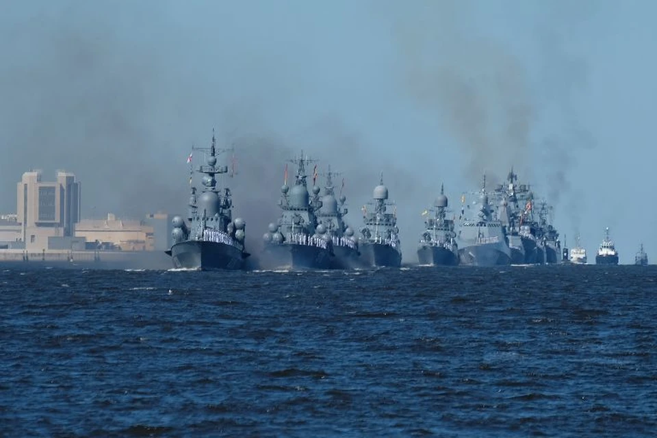 Главный военно-морской парад прошел в Санкт-Петербурге 26 июля.