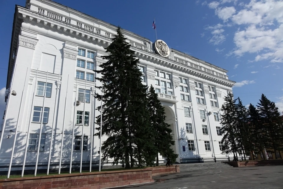Не грубить, не курить, одеваться скромно: кузбасские власти утвердили новый Кодекс этики