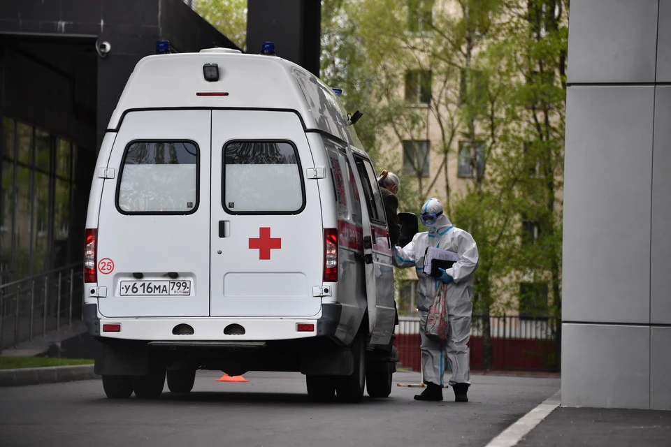 Все они привезли пациентов на КТ