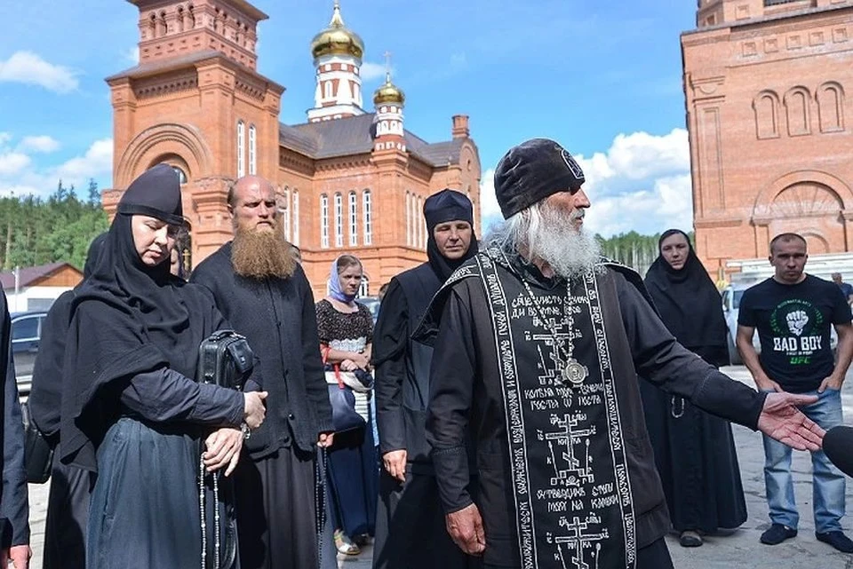 3 июля отца Сергия лишили сана.
