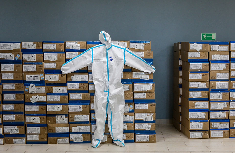 Более 100 тысяч штук респираторов и защитных костюмов, более 1 миллиона масок есть в Приморье