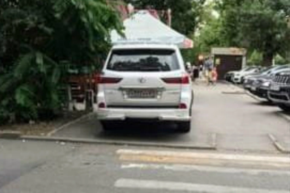 В Ростове поймали и оштрафовали автохама. Фото: соцсети