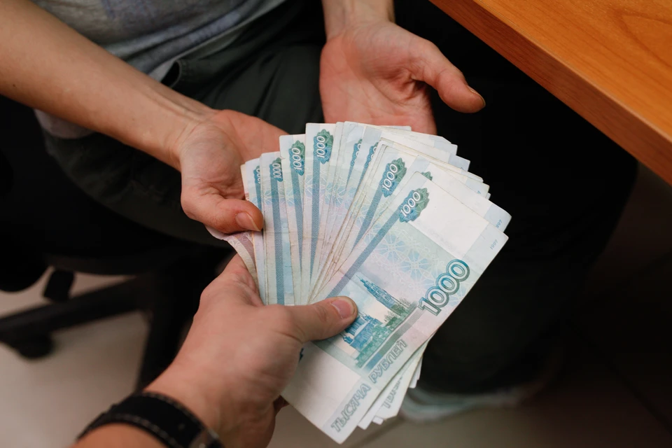 Добавим, что ранее в ЛНР поймали на взятке сотрудника Минтранса