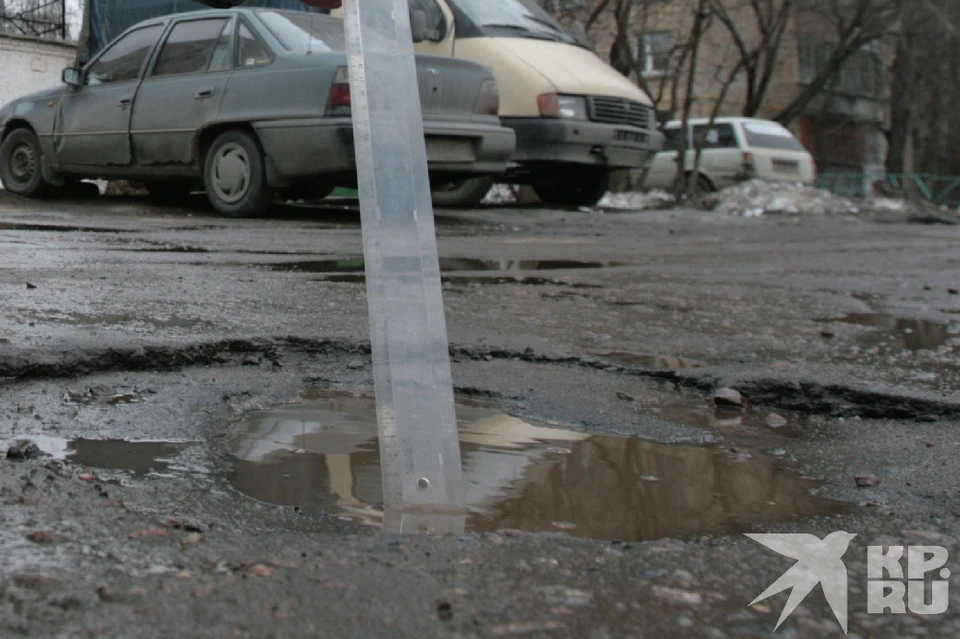 Рязанец взыскал с мэрии 350 тысяч рублей за разбитый в дорожной яме автомобиль.