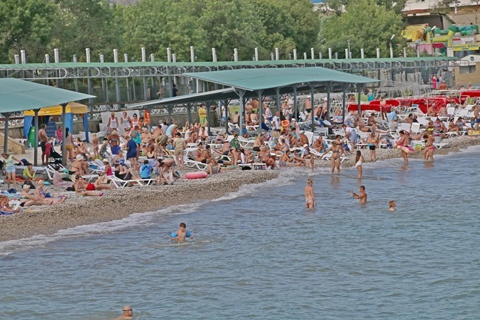 В районе Карадага, Алушты, Ялты и Севастополя море прогрелось до 25 градусов.