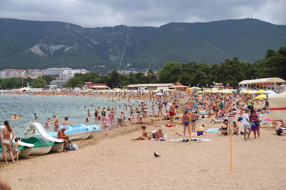 Курорты Краснодарского края за лето приняли около 4 млн туристов