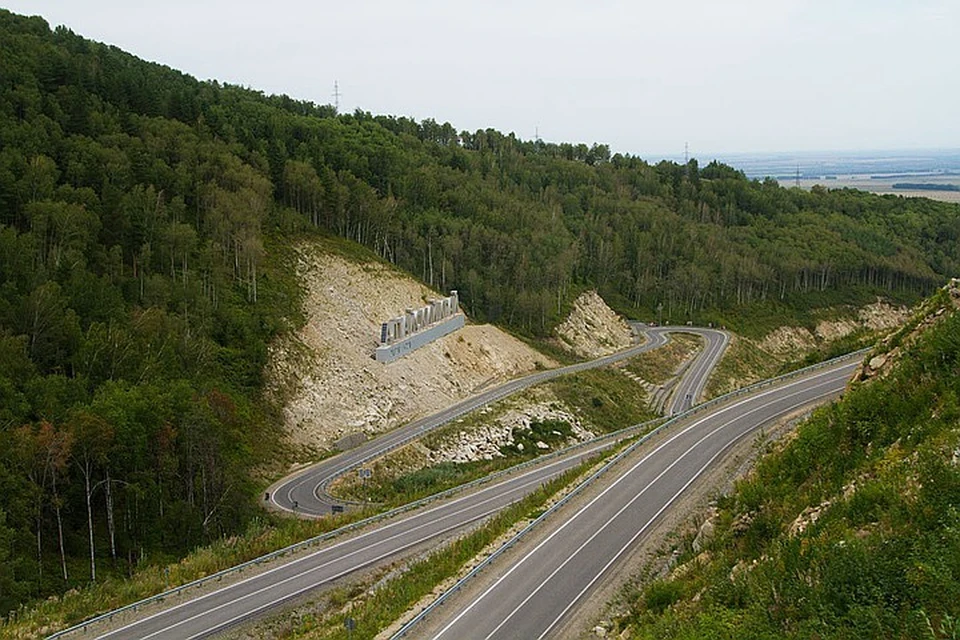 За четыре дня журналисты проедут более 1200 километров и покажут достопримечательности Белокурихи и интересные места на Алтае.