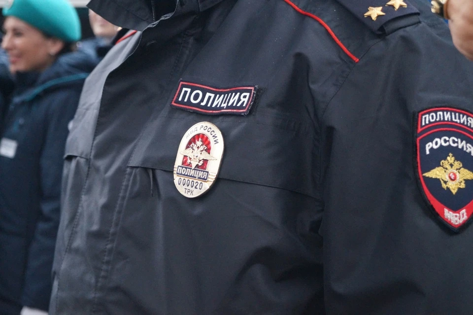 В Симферополе задержали сотрудника госпредприятия за взятку от клиента.