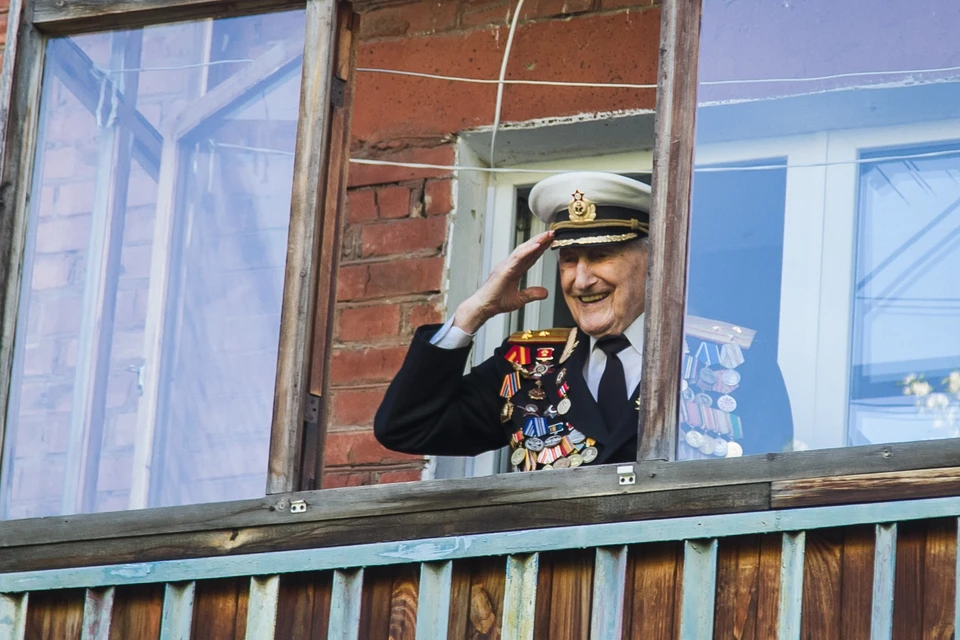 Ивану Ивановичу было 100 лет.