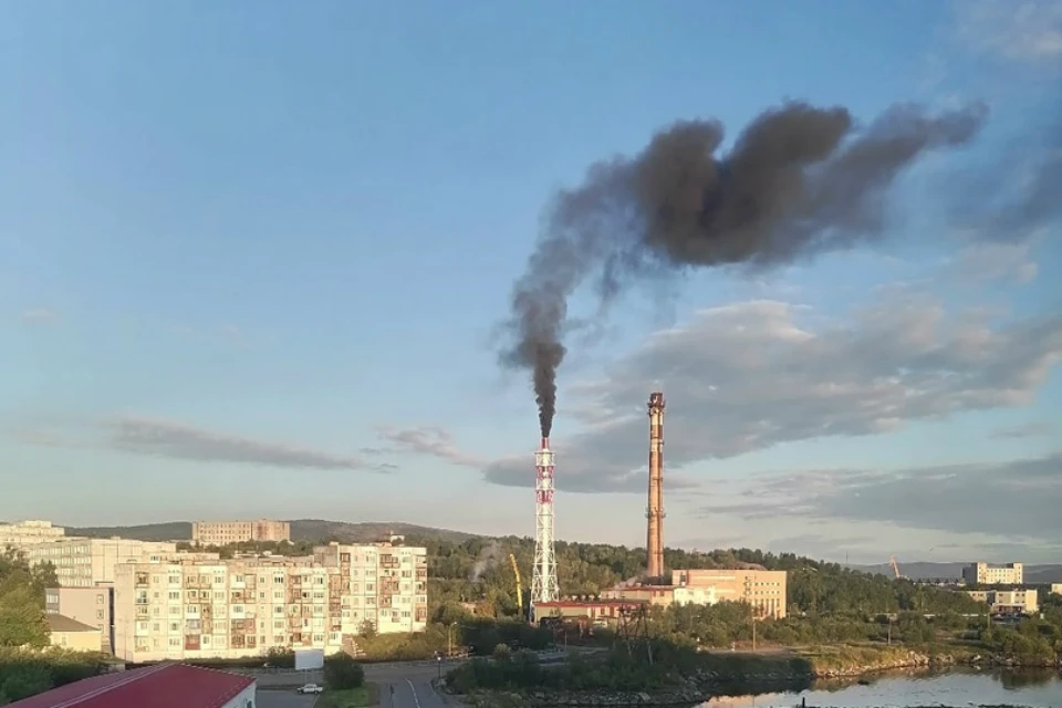 Труба в Росляково доставила хлопот. Фото: vk.com/roslyakovo1