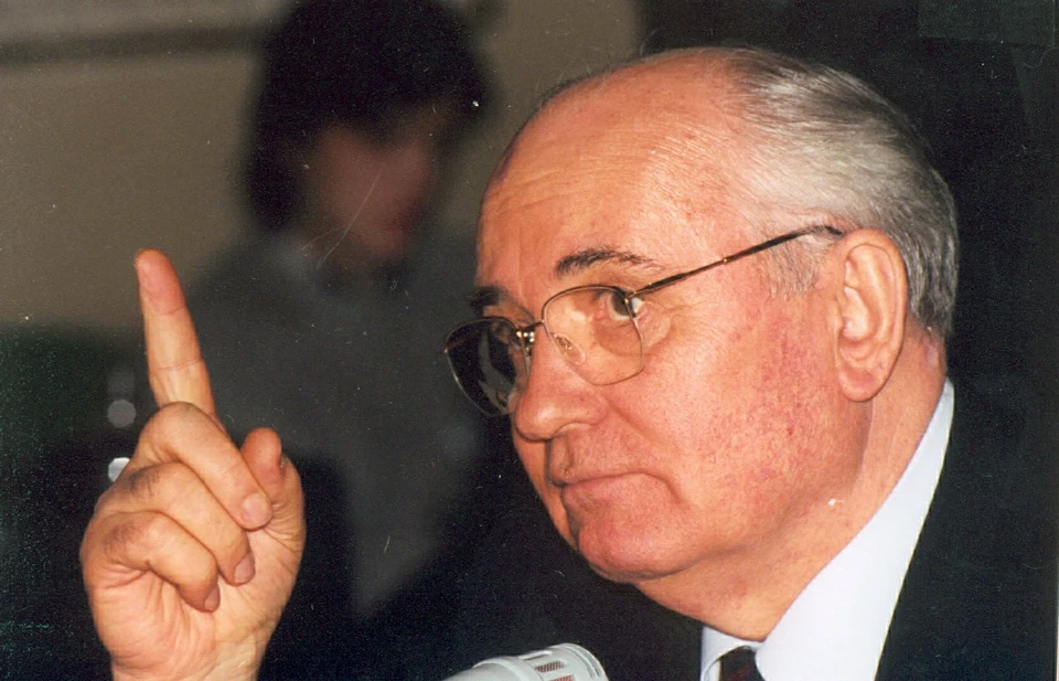 Горбачев заявил, что настало время, когда самую престижную награду мира будут получать не «по блату»