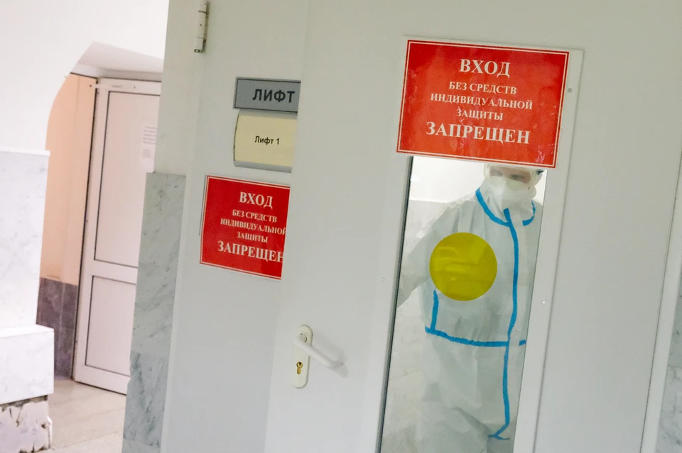 Еще 224 человека заболели коронавирусом в Петербурге за сутки.