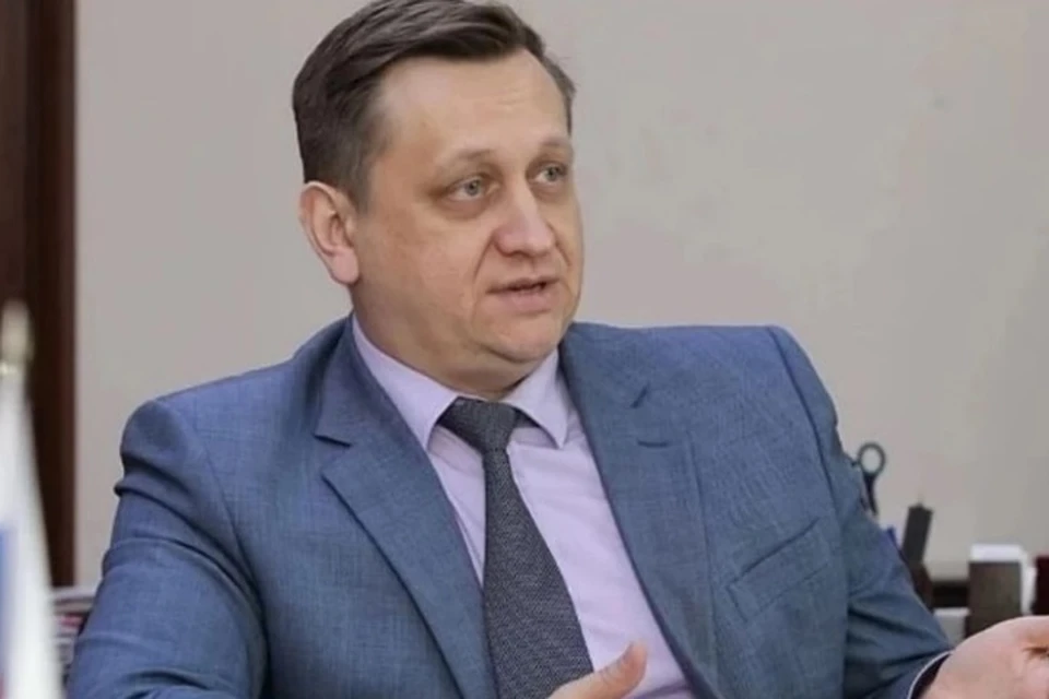 Максим Костенко.