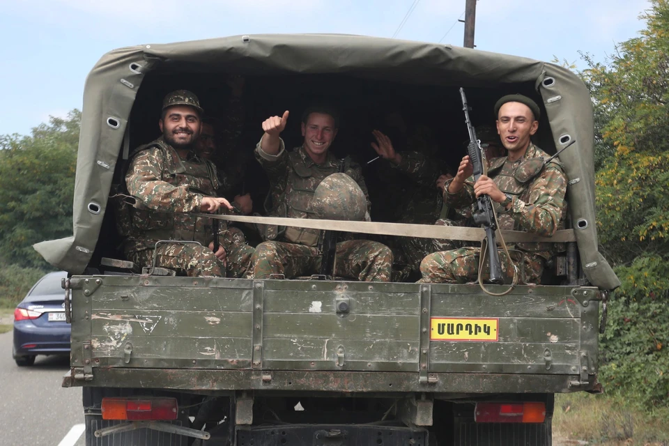 Мы собрали все последние новости о конфликте в Нагорном Карабахе.