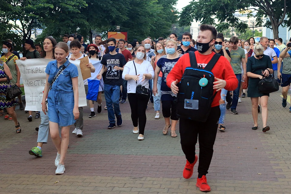 Почти все шествия и митинги, проходившие в Хабаровске за последние 2,5 месяца, были незаконны с точки зрения действующего законодательства