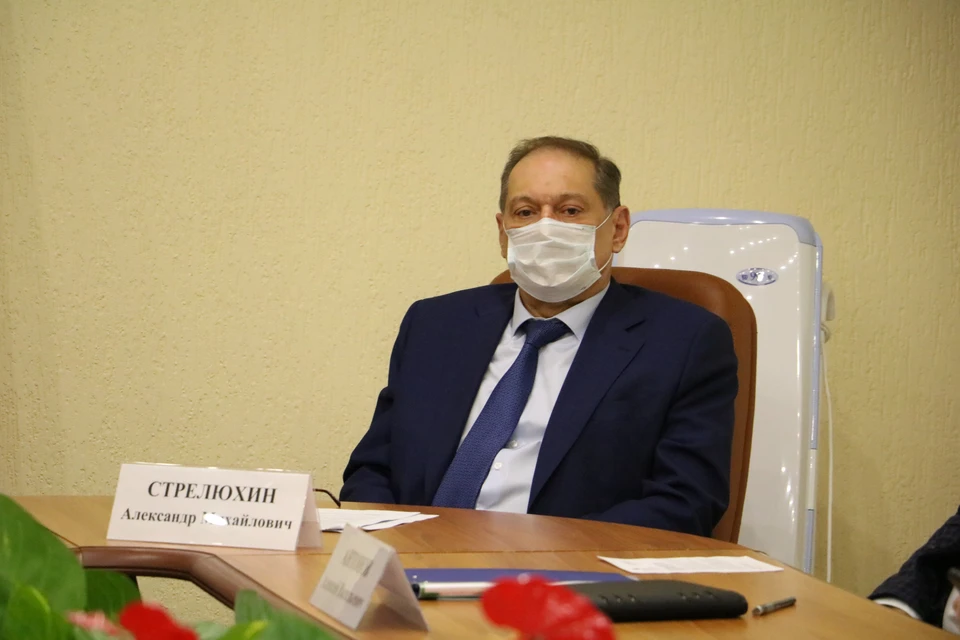 Александр Стрелюхин назвал подлостью перекладывание заботы о жизни людей на врачей