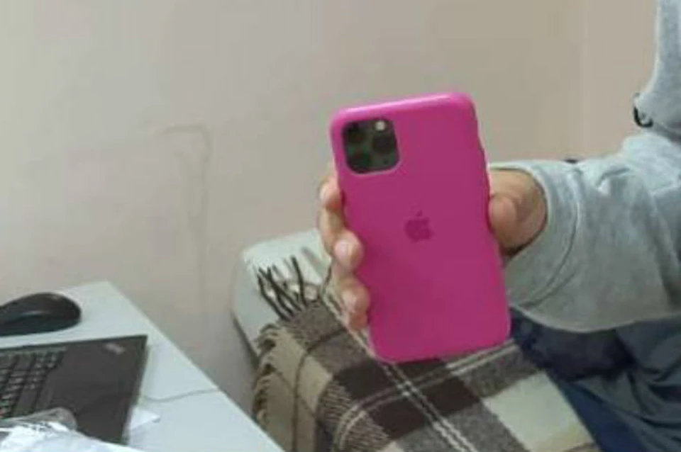 Бортпроводник украл у братчанки iPhone 11 за 100 тысяч рублей. Фото: Восточно-Сибирское ЛУ на транспорте