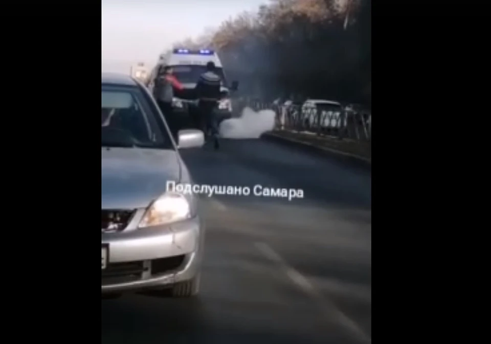 Видеозапись с места событий опубликовали в паблике "Подслушано-Самара"