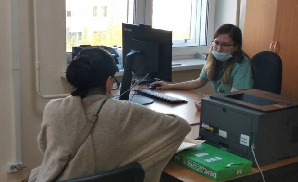 Тюменская пенсионерка выбила из УК крупную сумму после затопления квартиры. Фото - УФССП по Тюменской области.