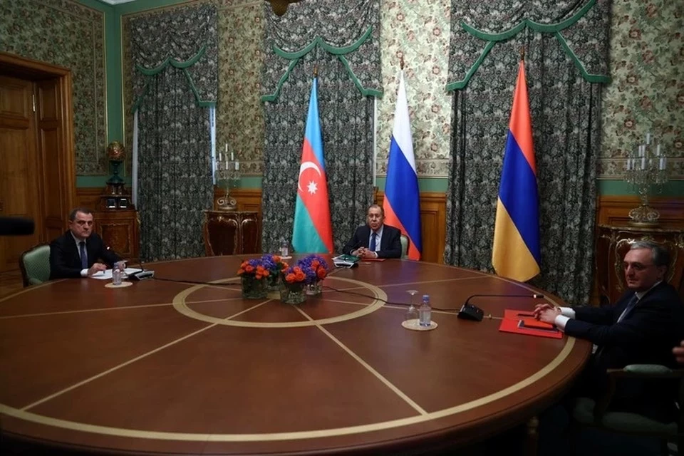 Лавров встретился с главами МИД Армении и Азербайджана