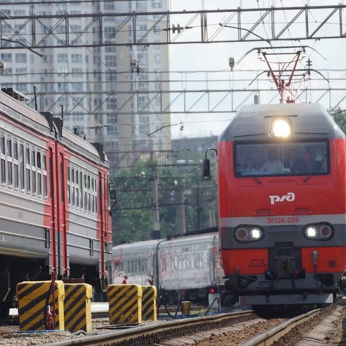 Не летят самолеты и не едут поезда». В Перми из-за COVID-19 отменены часть  поездов и авиарейсов - KP.RU