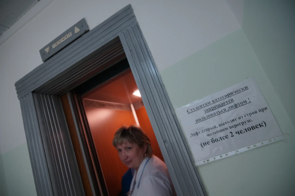 В Свердловской области введен масочный режим с 1 мая.
