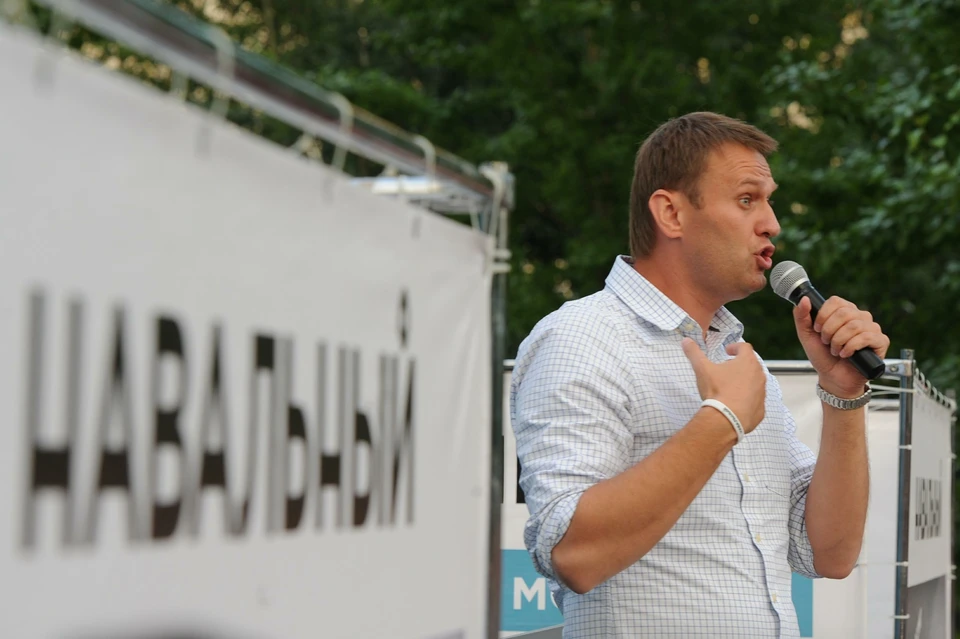 Навальный вернется в РФ сразу же после восстановления здоровья