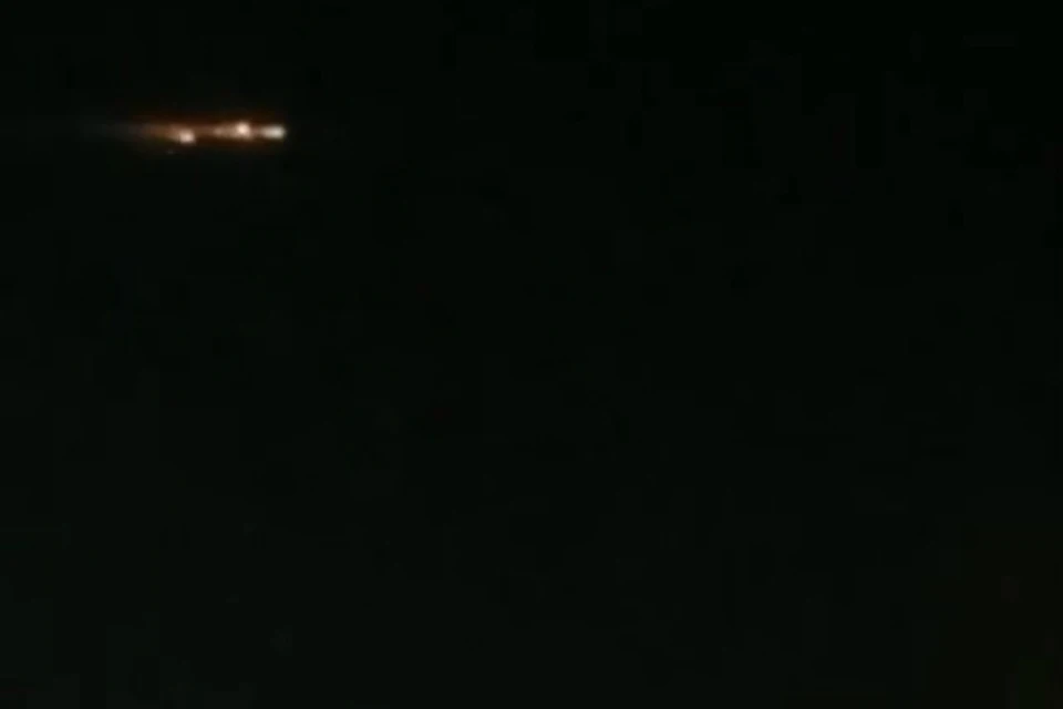 Комета над хабаровском 2024. НЛО над Самарой. Неопознанный объект над Кореновском районе. Светящийся объект над Иркутском 29 мая 2023. НЛО над Хабаровском сегодня 2023.