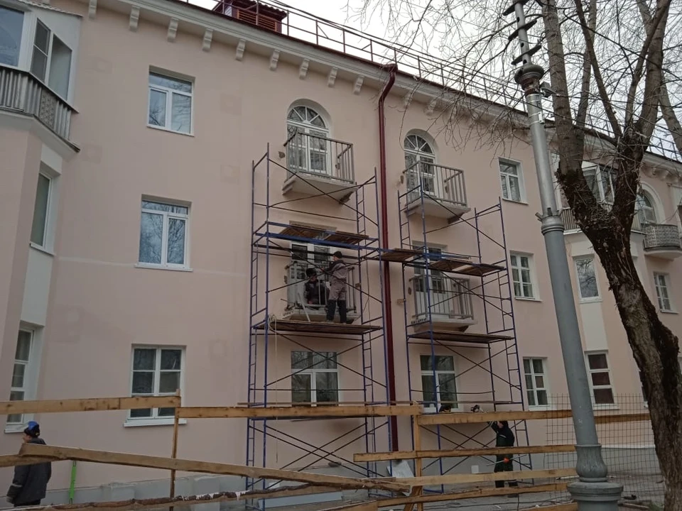 Работы по капремонту ведут круглый год.