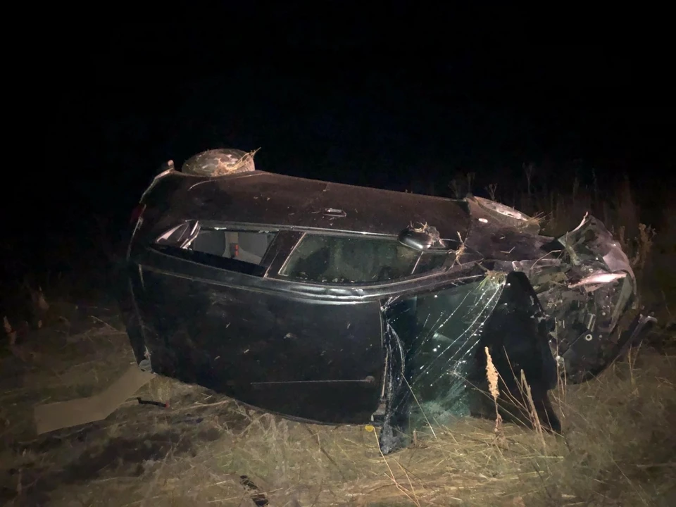 Под Самарой 16-летний водитель устроил гонки и улетел в кювет с друзьями - KP.RU