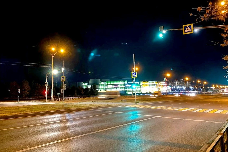 В Липецке продолжают освещать улицы