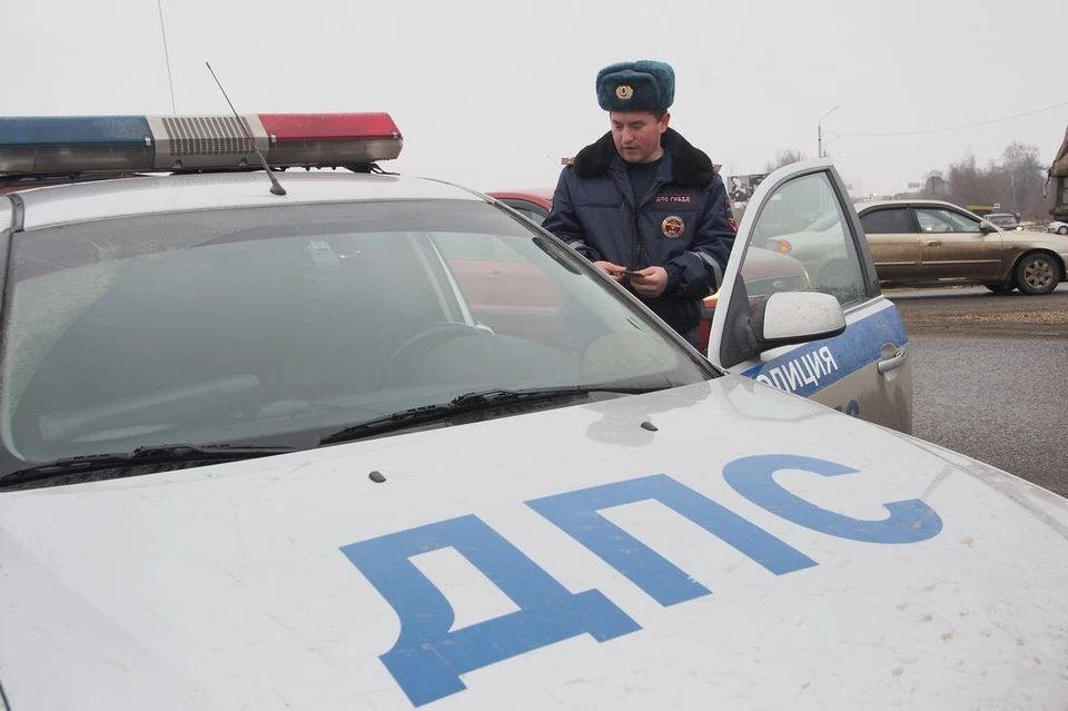 В Туле сотрудники ГИБДД поймали бесправного таксиста-нелегала