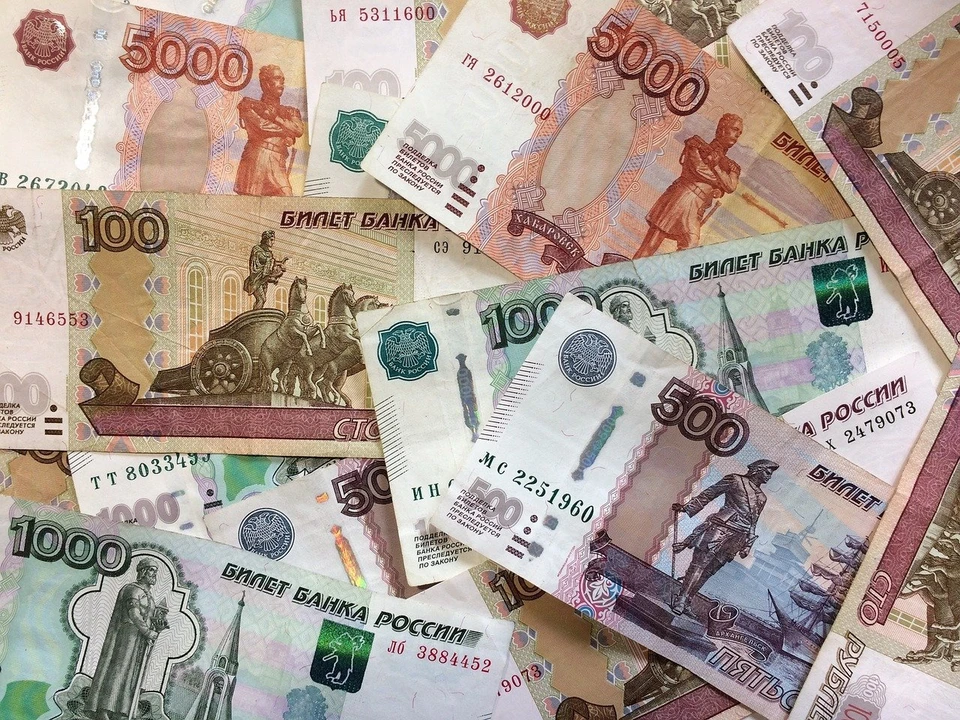 В Лабытнанги руководитель предприятия задолжал работникам более 13 миллионов рублей